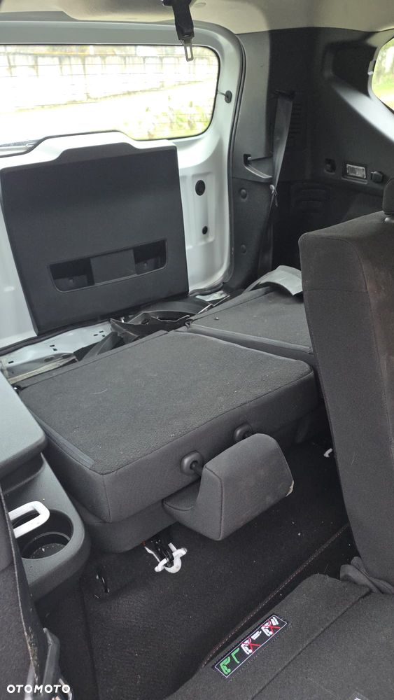 Dacia Jogger TCe 110 (7-Sitzer) Essential - 12