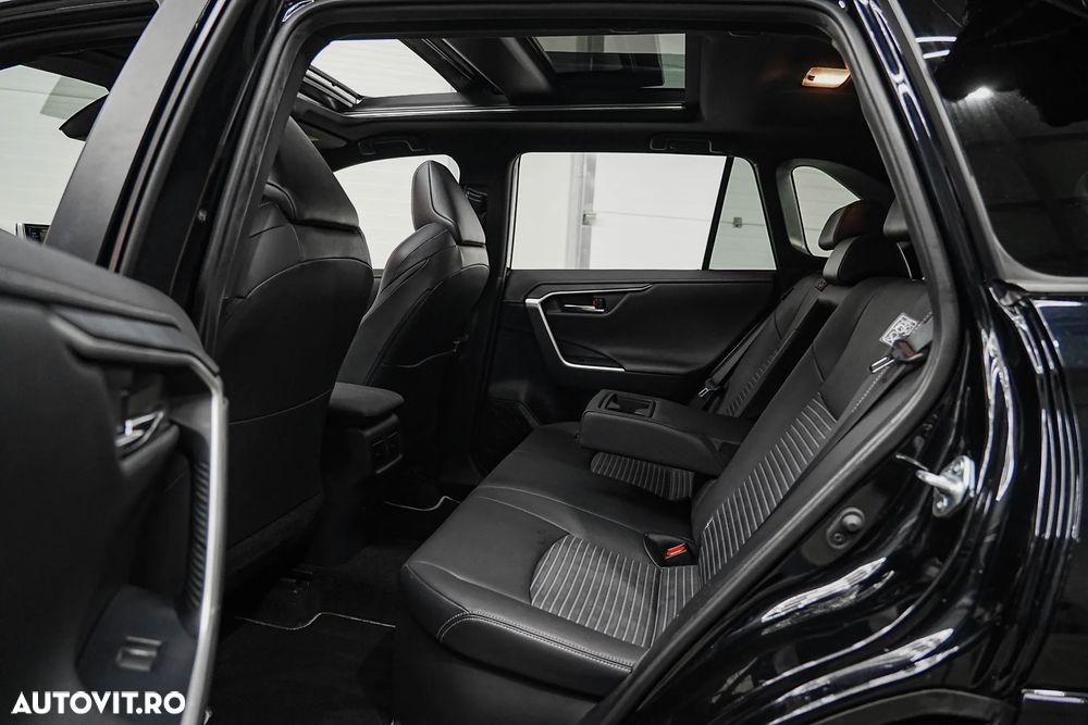 Toyota RAV4 2.5 4x4 Hybrid Black Edition - 9