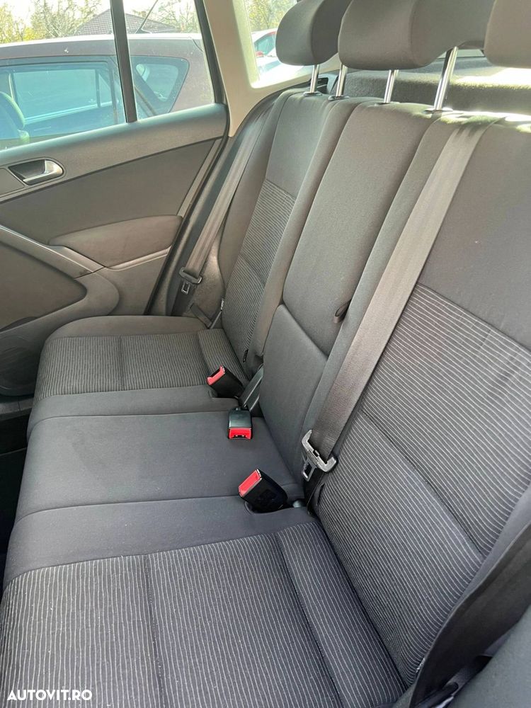 Volkswagen Tiguan - 16