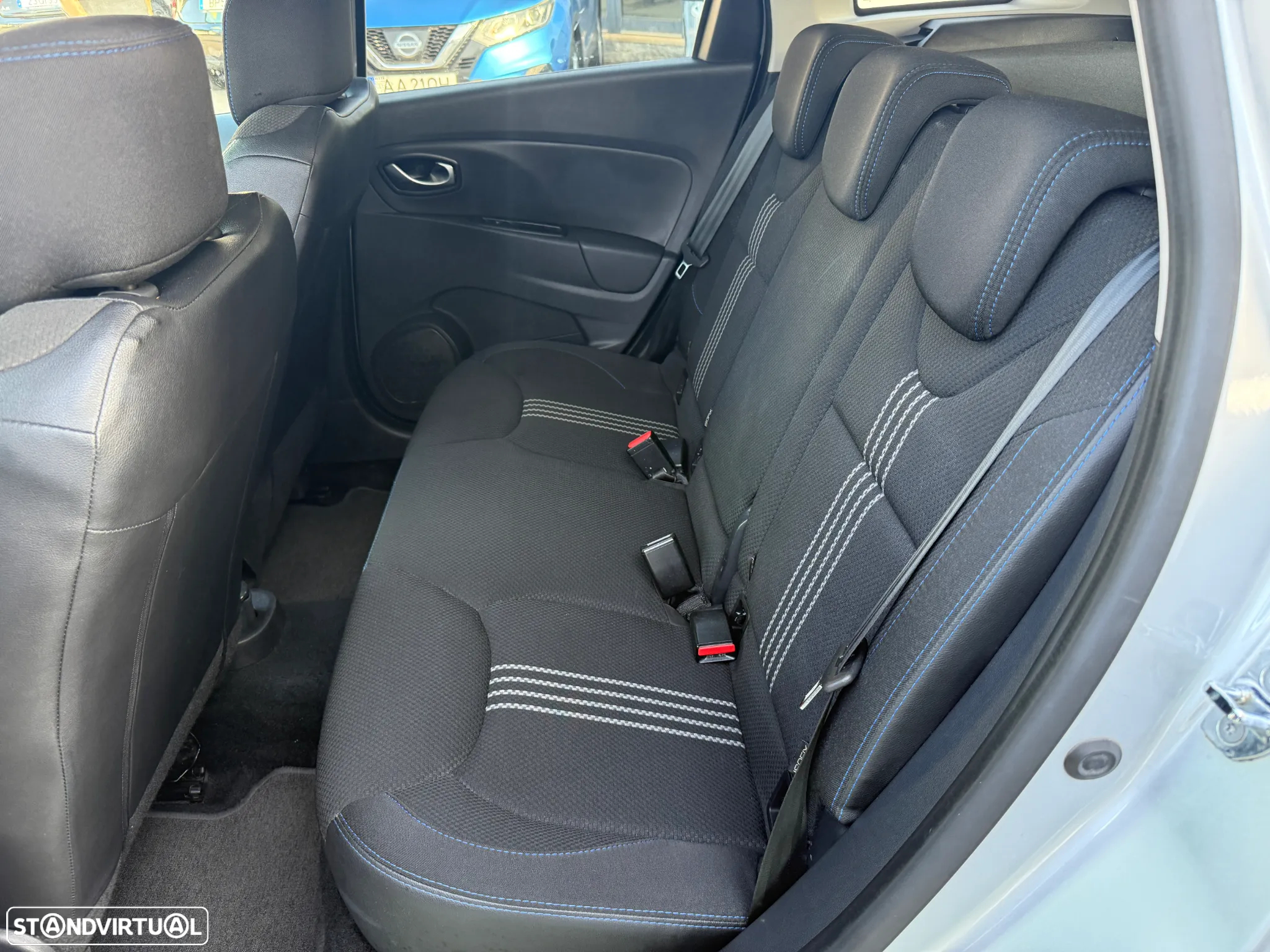 Renault Clio Sport Tourer 1.5 dCi GT Line - 18