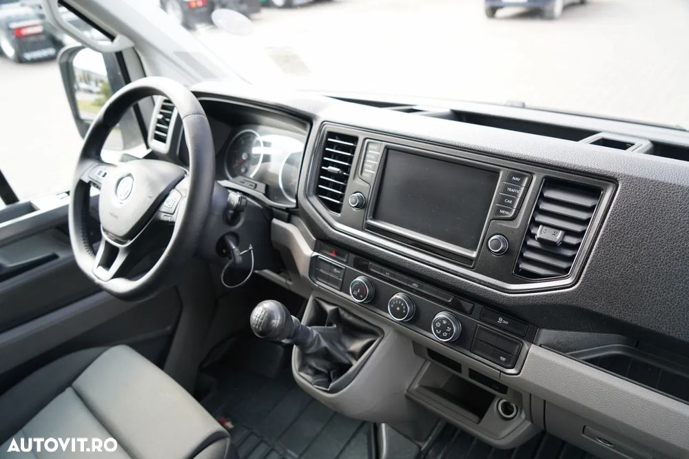 Volkswagen CRAFTER / CONTAINER / DHOLLANDIA LIFT / 2019 / TWIN / 3 LOCURI / - 27