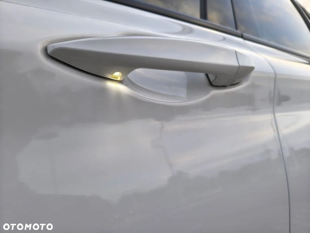 BMW X1 sDrive18d M Sport - 8