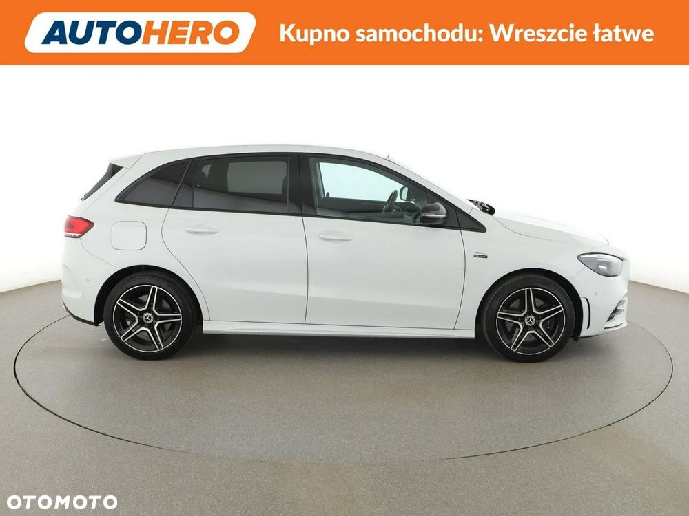 Mercedes-Benz Klasa B 250 e PHEV AMG Line 8G-DCT - 11