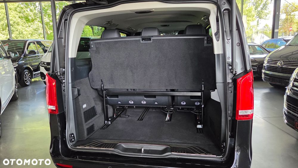 Mercedes-Benz Klasa V 250 d lang 9G-TRONIC Avantgarde - 13
