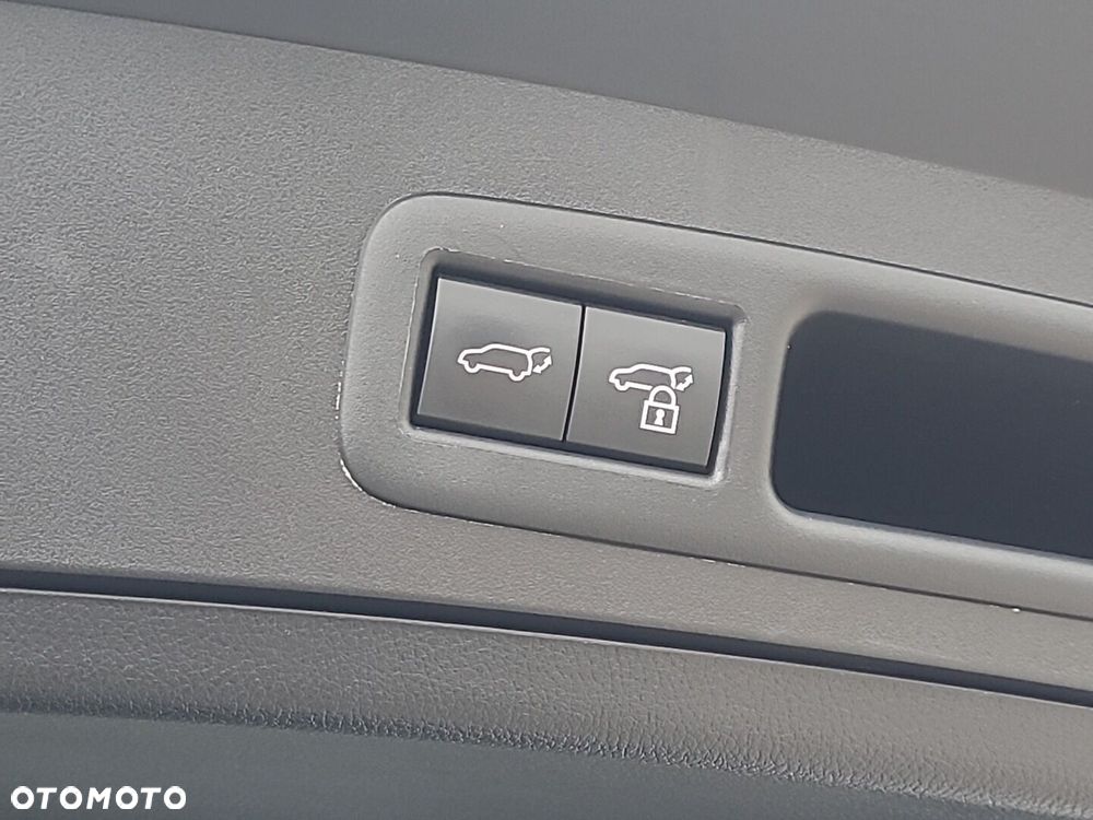 Lexus UX 250h GPF F Sport Design 2WD - 26