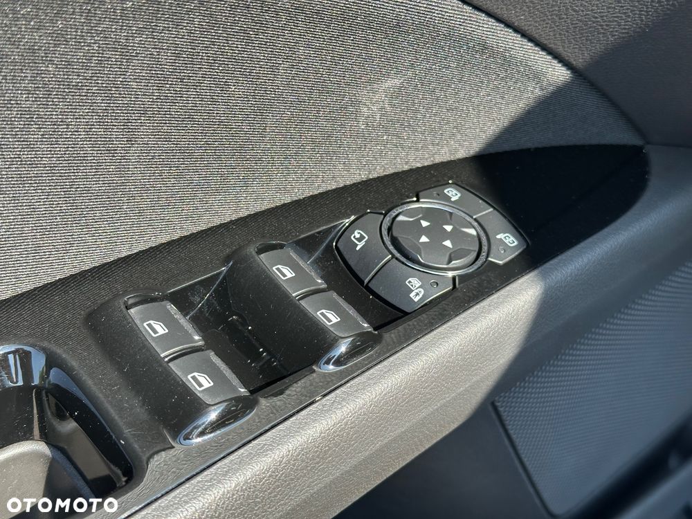 Ford Mondeo 2.0 EcoBlue Titanium - 13