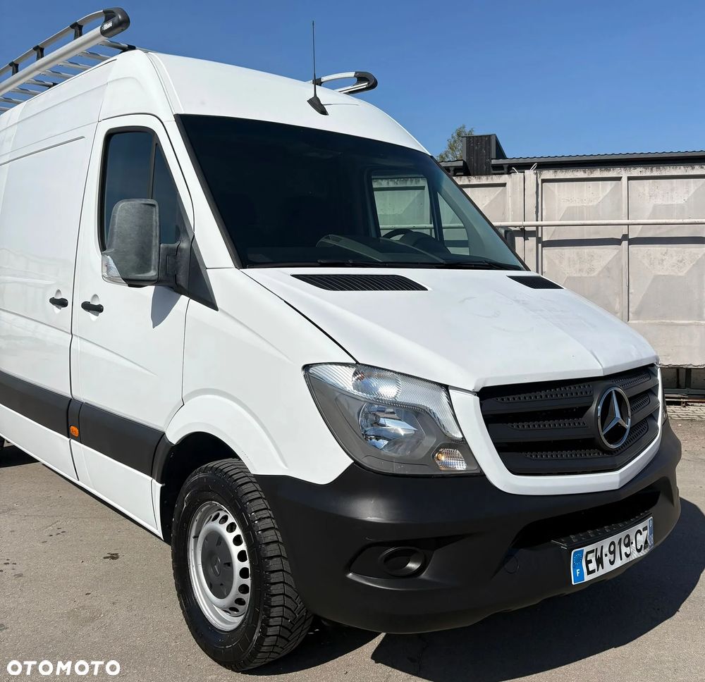 Mercedes-Benz Sprinter - 9