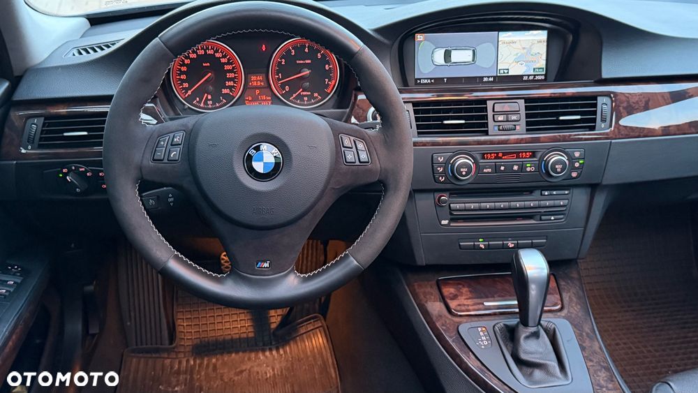 BMW Seria 3 - 24