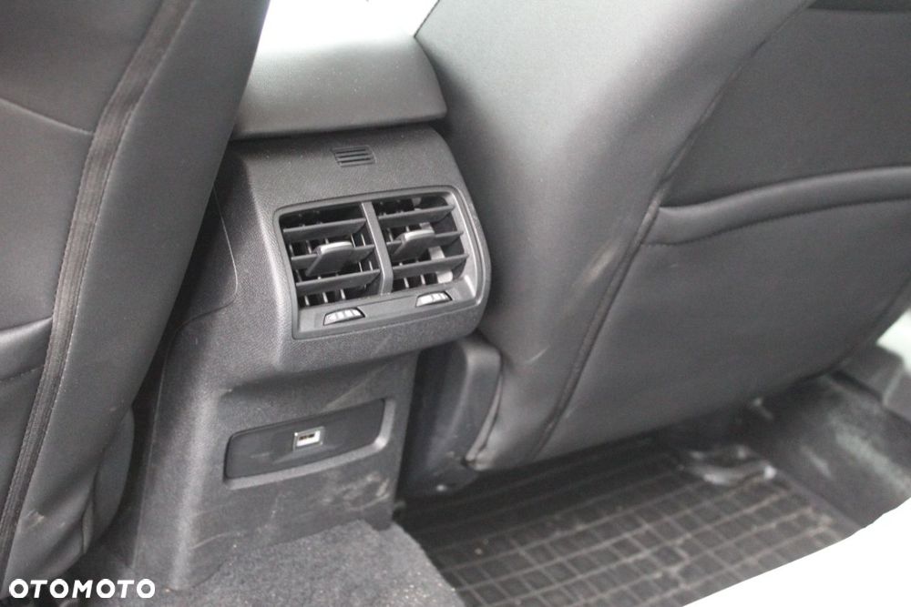 Citroën C4X - 25