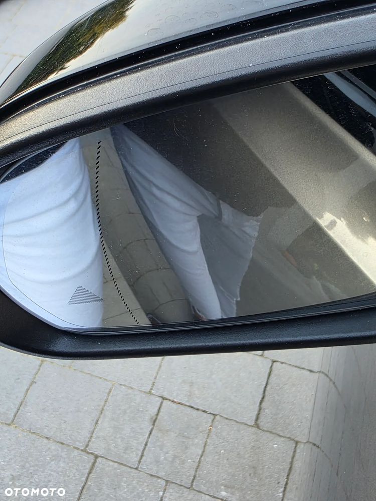 Mercedes-Benz GLB - 35