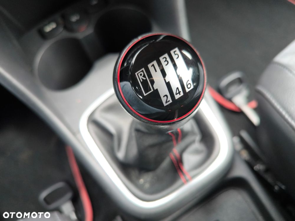 Volkswagen Polo 1.8 TSI (Blue Motion Technology) GTI - 10