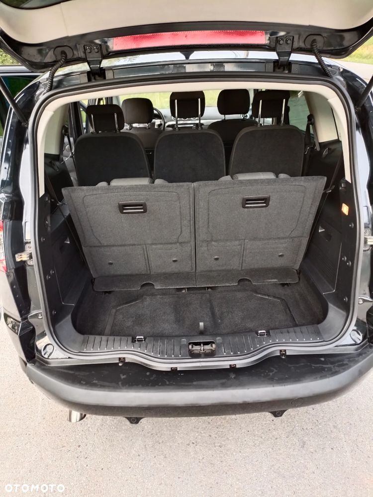 Ford S-Max 2.0 TDCi DPF Titanium - 24