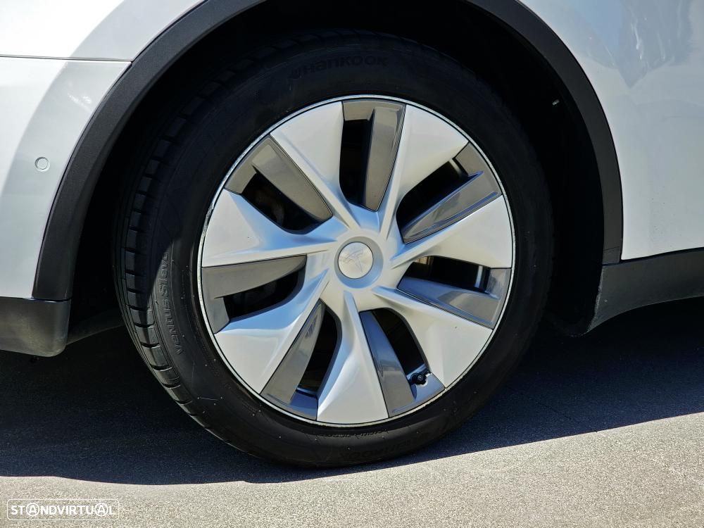 Tesla Model Y Long Range Dual Motor AWD - 20