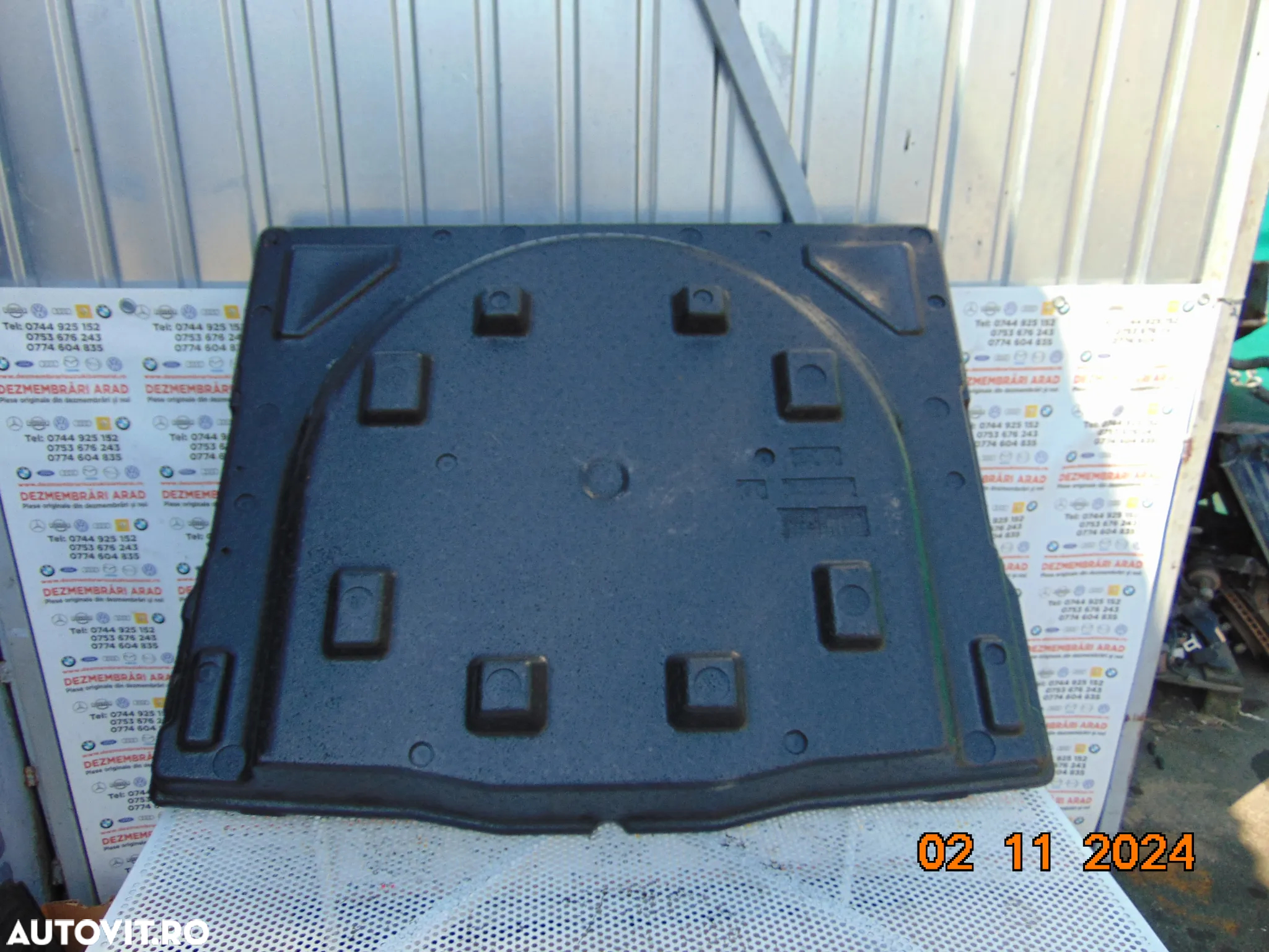 Ampora portbagaj Hyundai Tucson 2014-2020 suport cheie cric roti carlig tucson 3 cod d7000 - 3