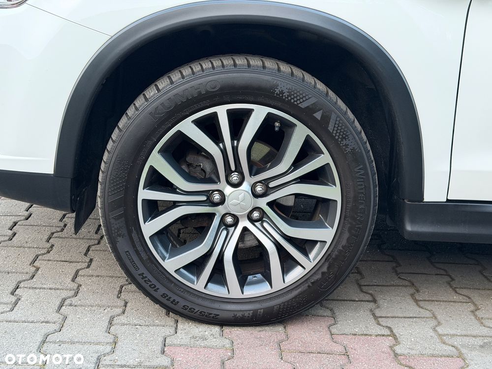 Mitsubishi ASX - 12