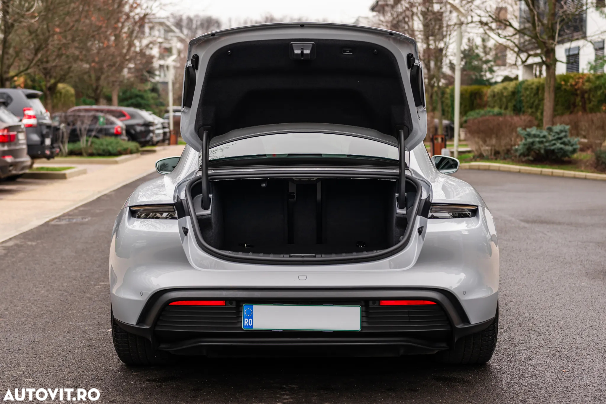 Porsche Taycan 4S Performancebatterie Plus - 12