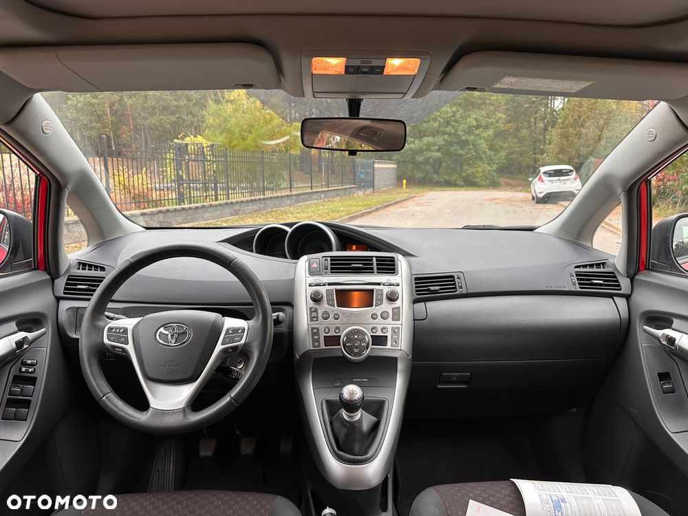 Toyota Verso - 20