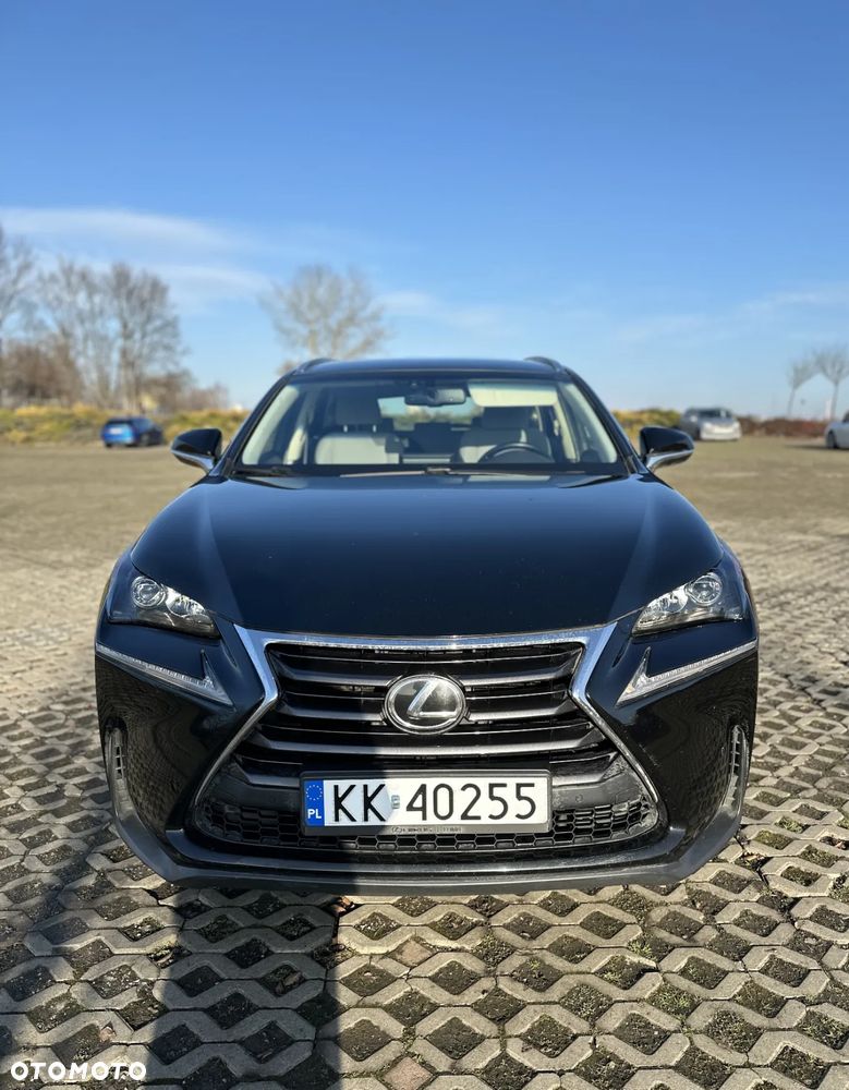 Lexus NX 200t Comfort AWD - 2