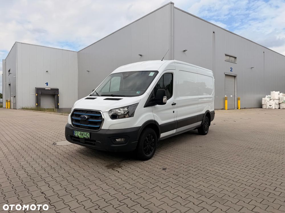 Ford E-Transit - 3