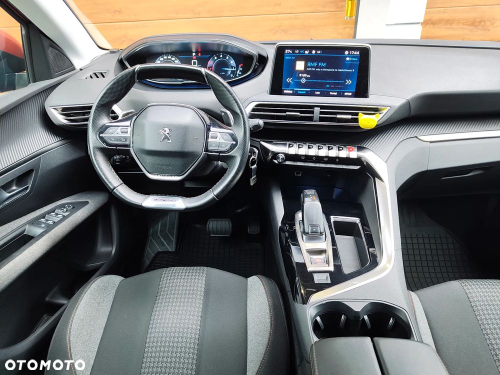 Peugeot 3008 1.2 PureTech Active S&S EAT8 - 13