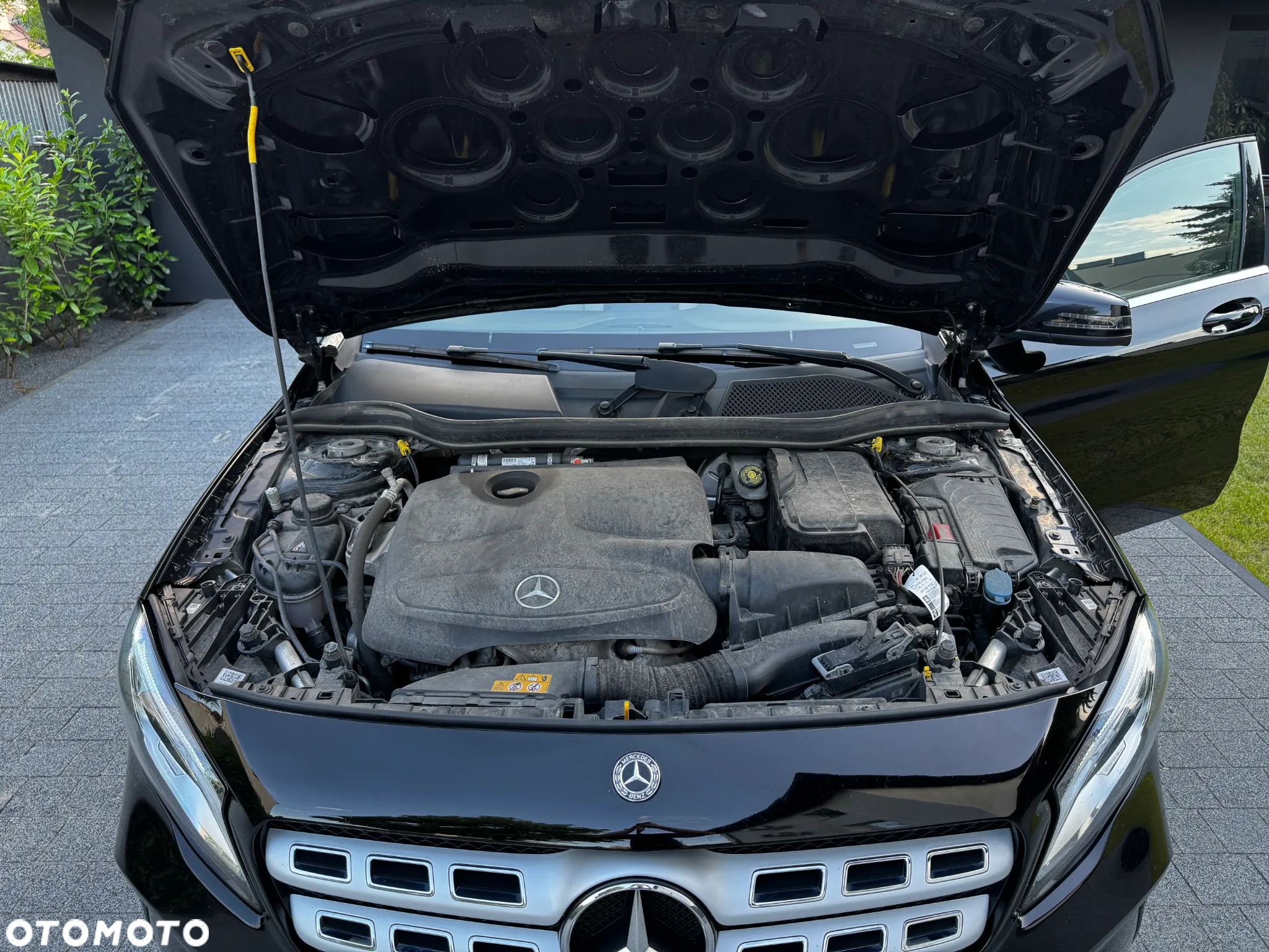 Mercedes-Benz GLA 200 7G-DCT - 19