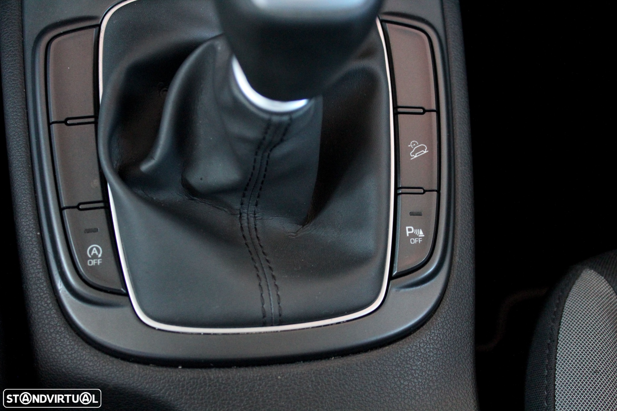 Hyundai Kauai 1.0 T-GDi Premium Pele/Tec Lima+Nav+Vision - 24
