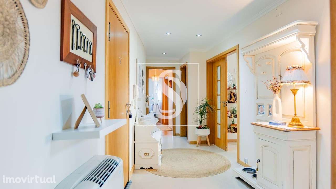 Apartamento T4  Condomínio Privado - Entroncamento - Grande imagem: 2/52