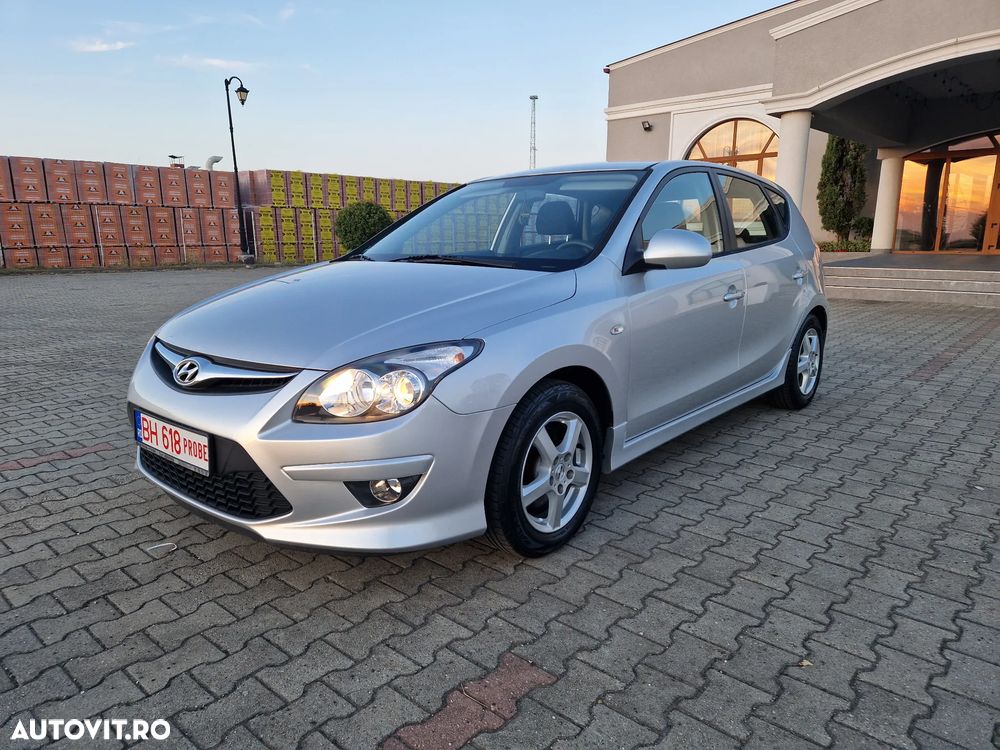 Hyundai i30 1.4 GL Classic - 1