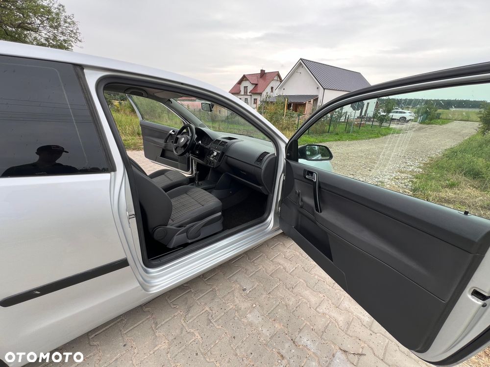 Volkswagen Polo - 23