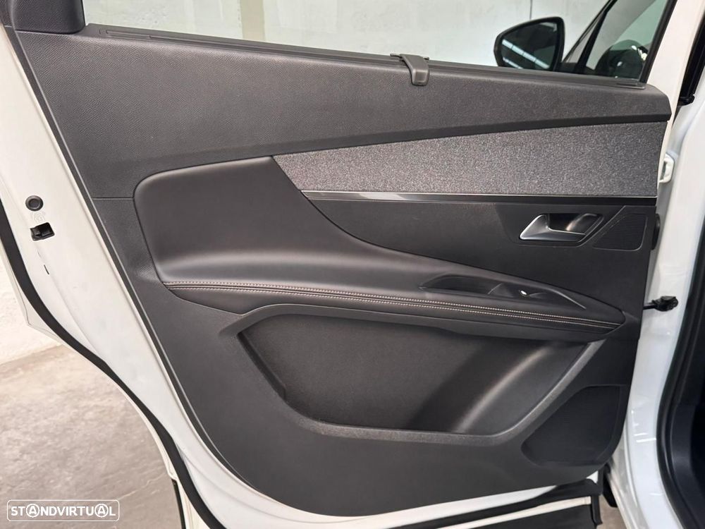 Peugeot 5008 1.5 BlueHDi GT Line EAT8 - 45