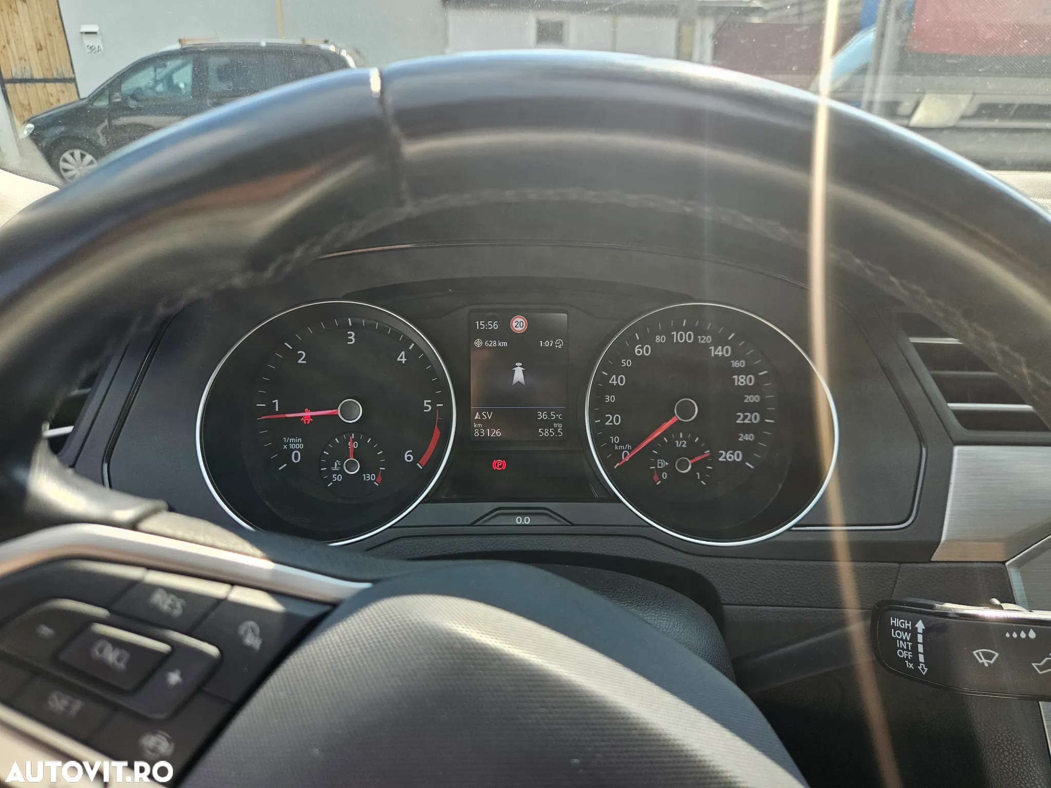 Volkswagen Passat - 9