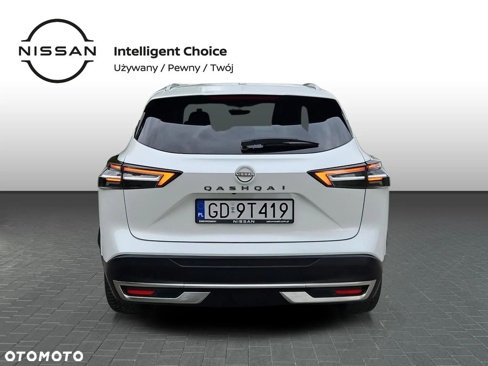 Nissan Qashqai 1.3 DIG-T MHEV N-Connecta Xtronic - 4