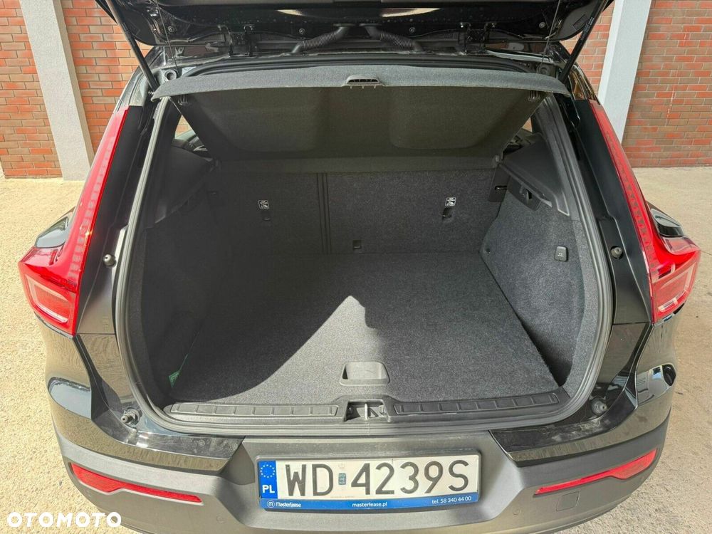 Volvo XC 40 T3 Momentum Core - 11