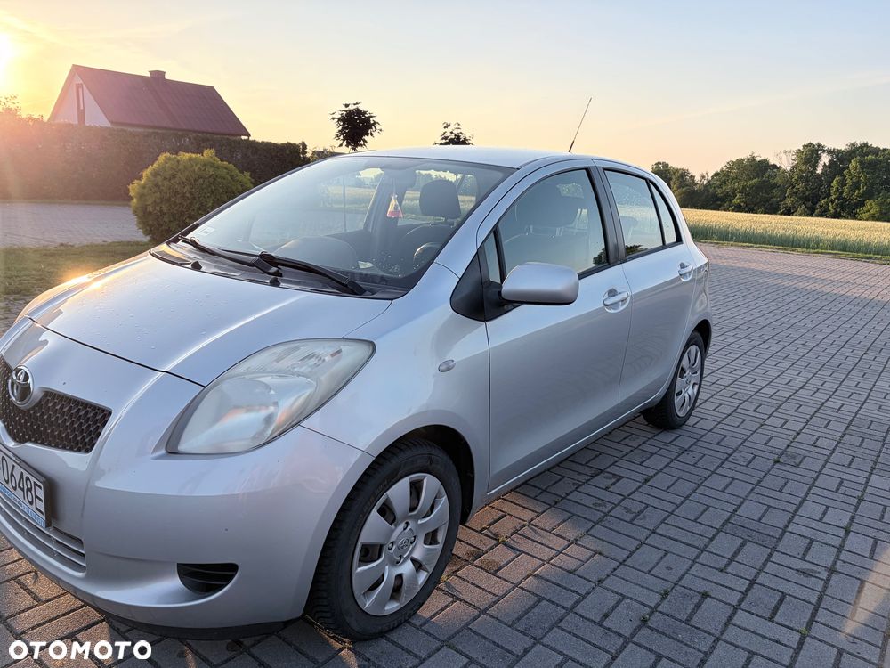 Toyota Yaris - 3