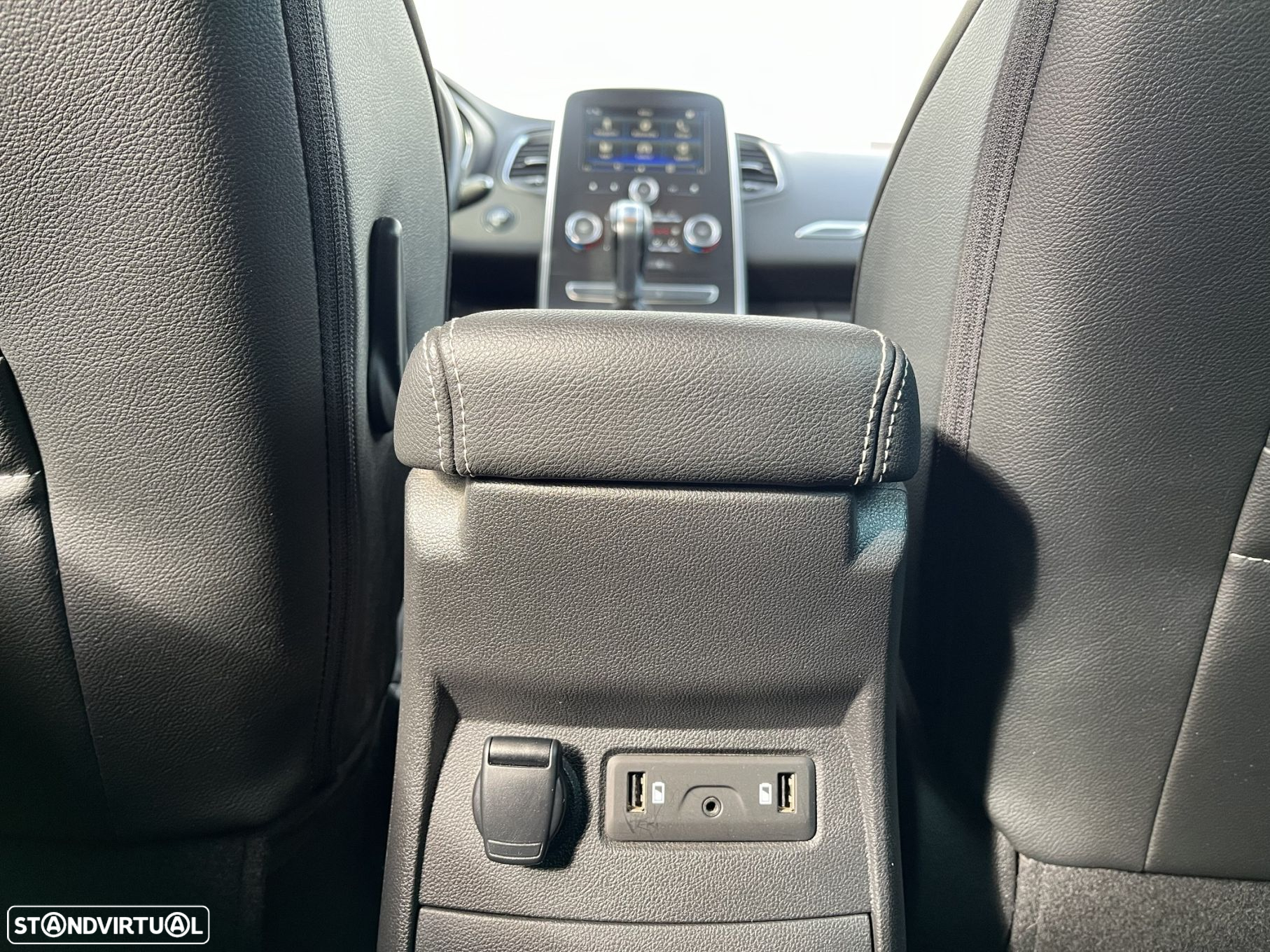 Renault Grand Scénic - 11