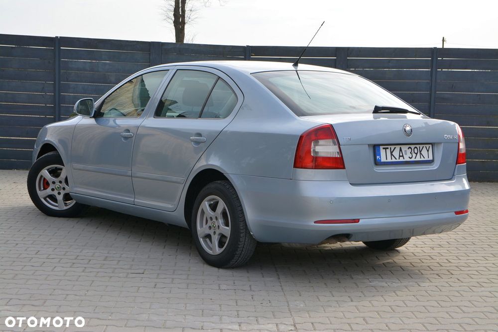 Skoda Octavia - 2