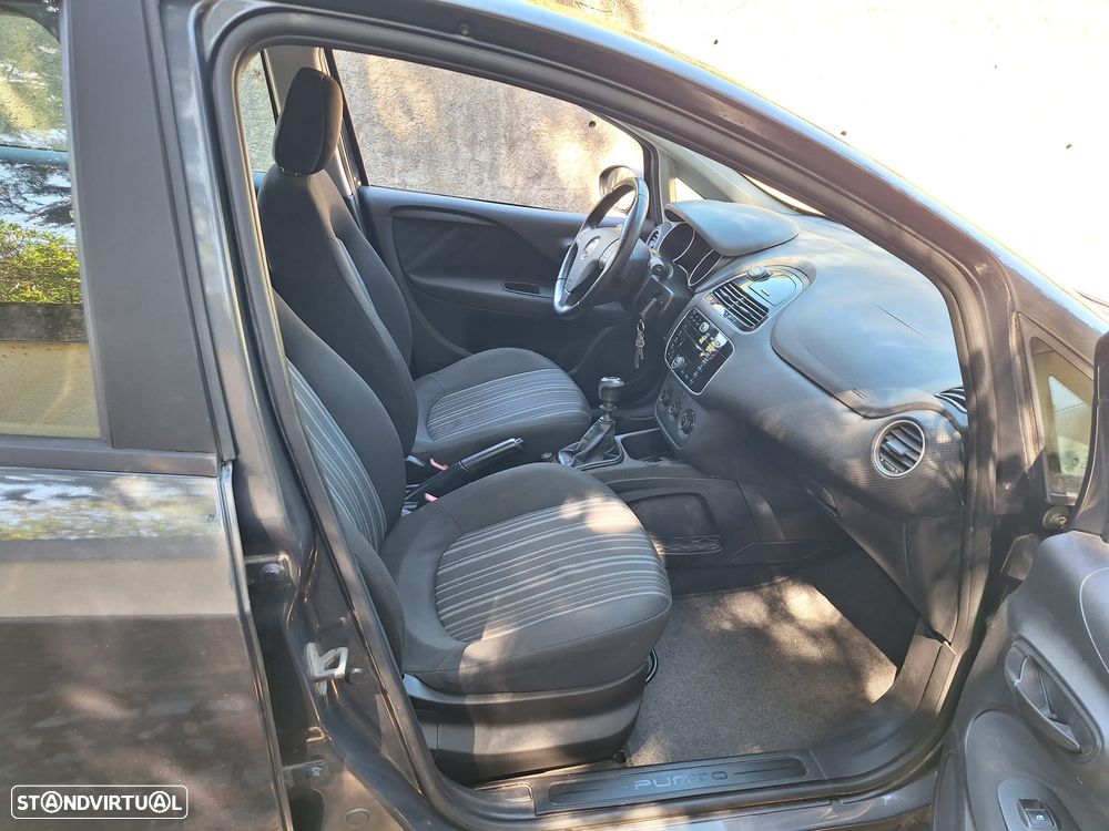 Fiat Punto Evo - 11