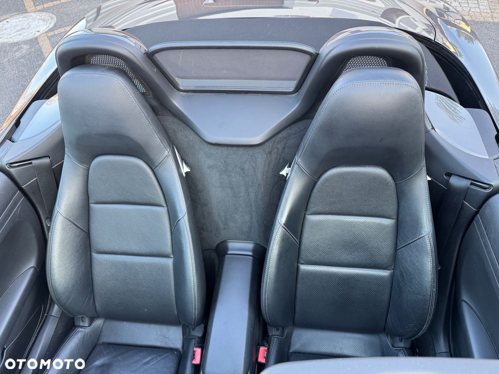 Porsche Boxster PDK Black Edition - 14