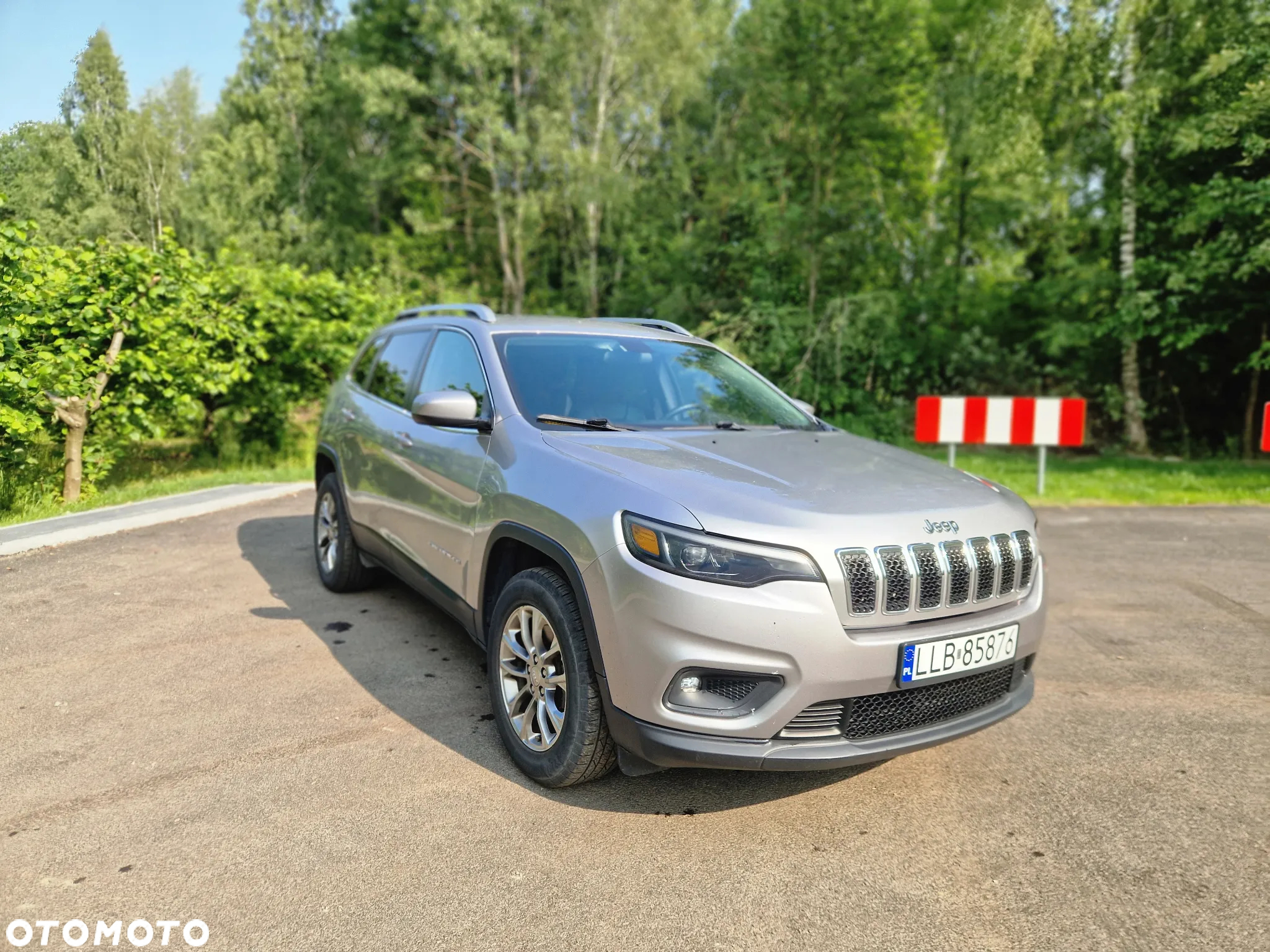 Jeep Cherokee - 7