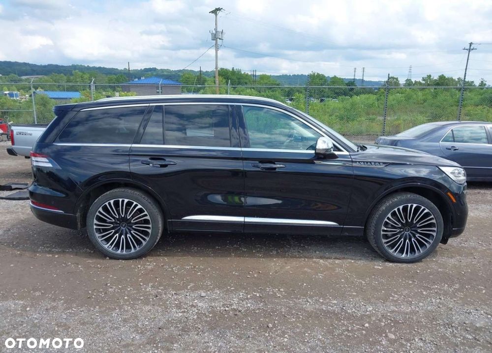 Lincoln Aviator - 7