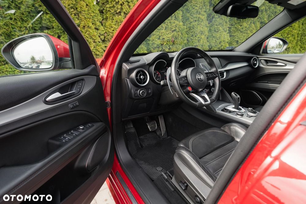Alfa Romeo Stelvio 2.0 Turbo Veloce Q4 - 10