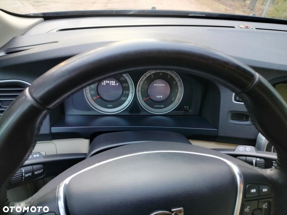 Volvo V60 T4 Edition - 36
