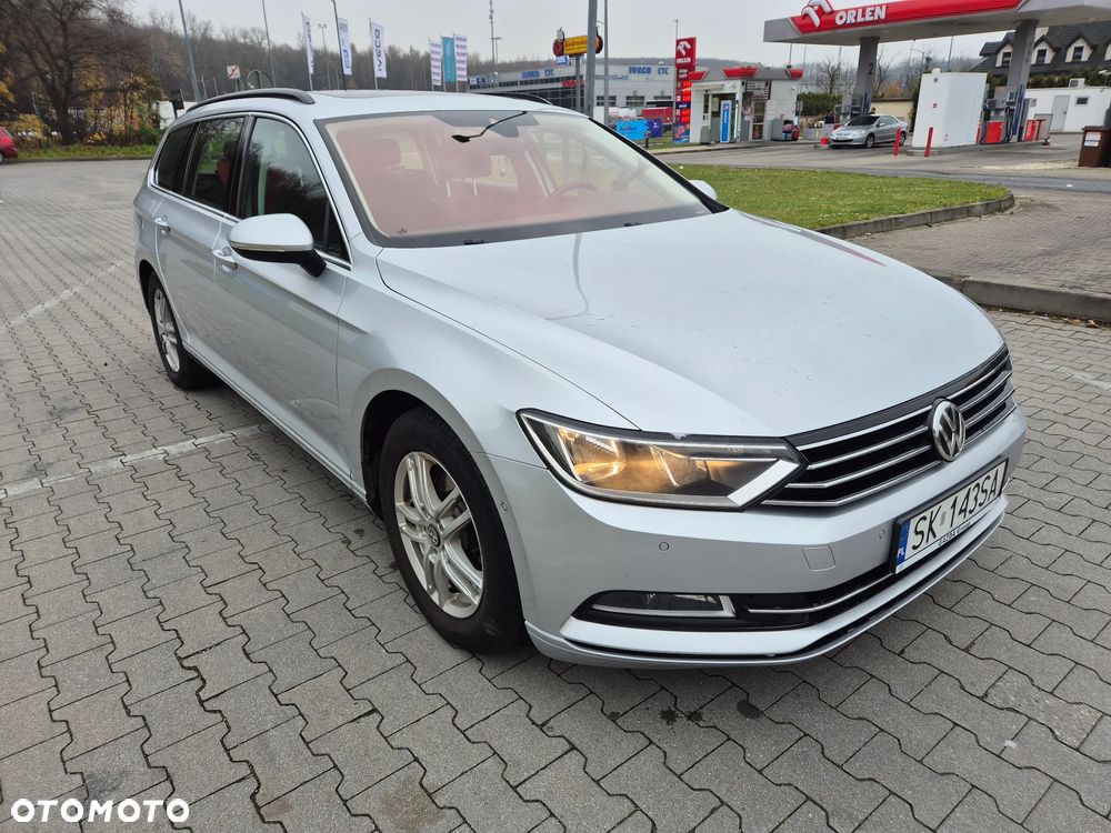 Volkswagen Passat Variant 2.0 TDI SCR Comfortline - 2