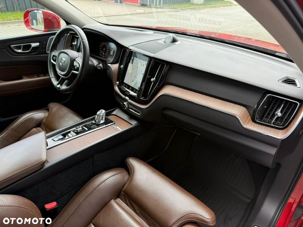 Volvo XC 60 T8 AWD Plug-In Hybrid Inscription - 15