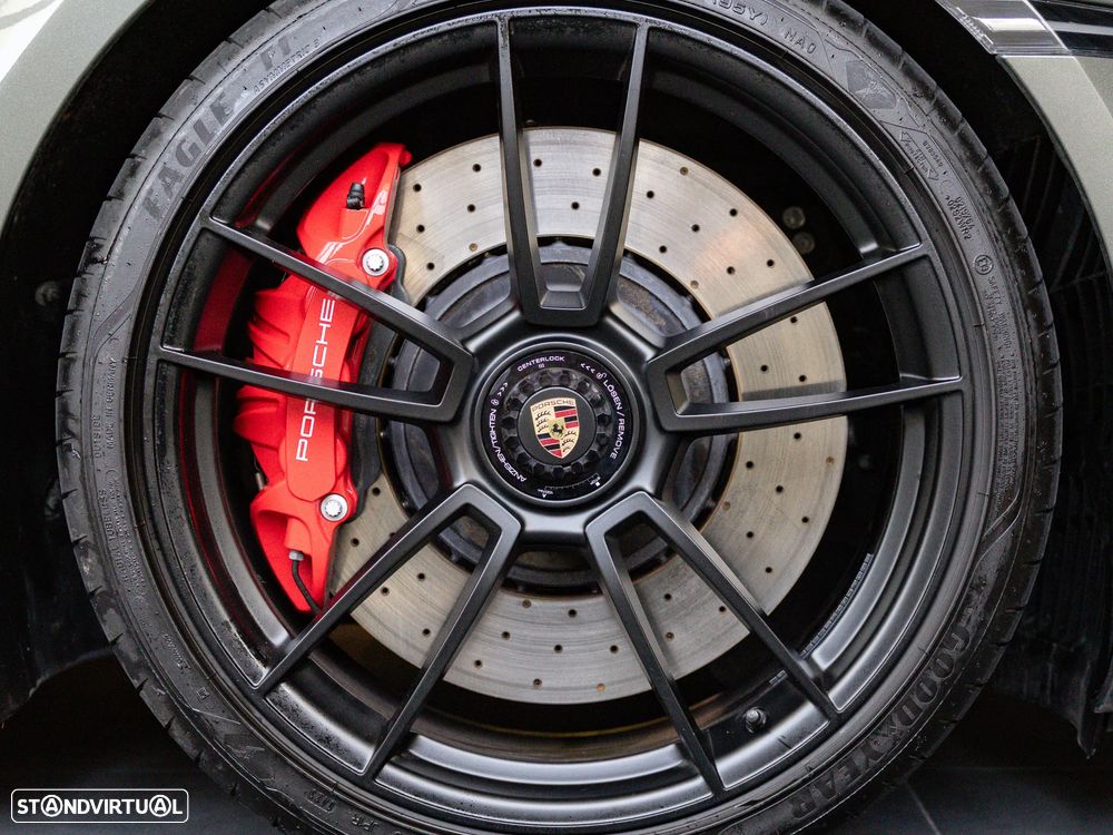 Porsche 911 (992) Carrera 4 GTS PDK - 21