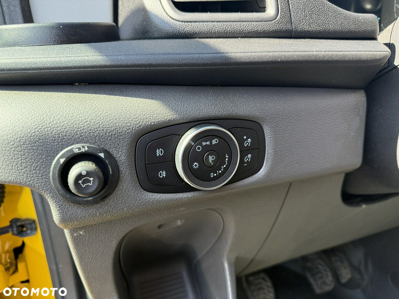 Ford Transit - 19