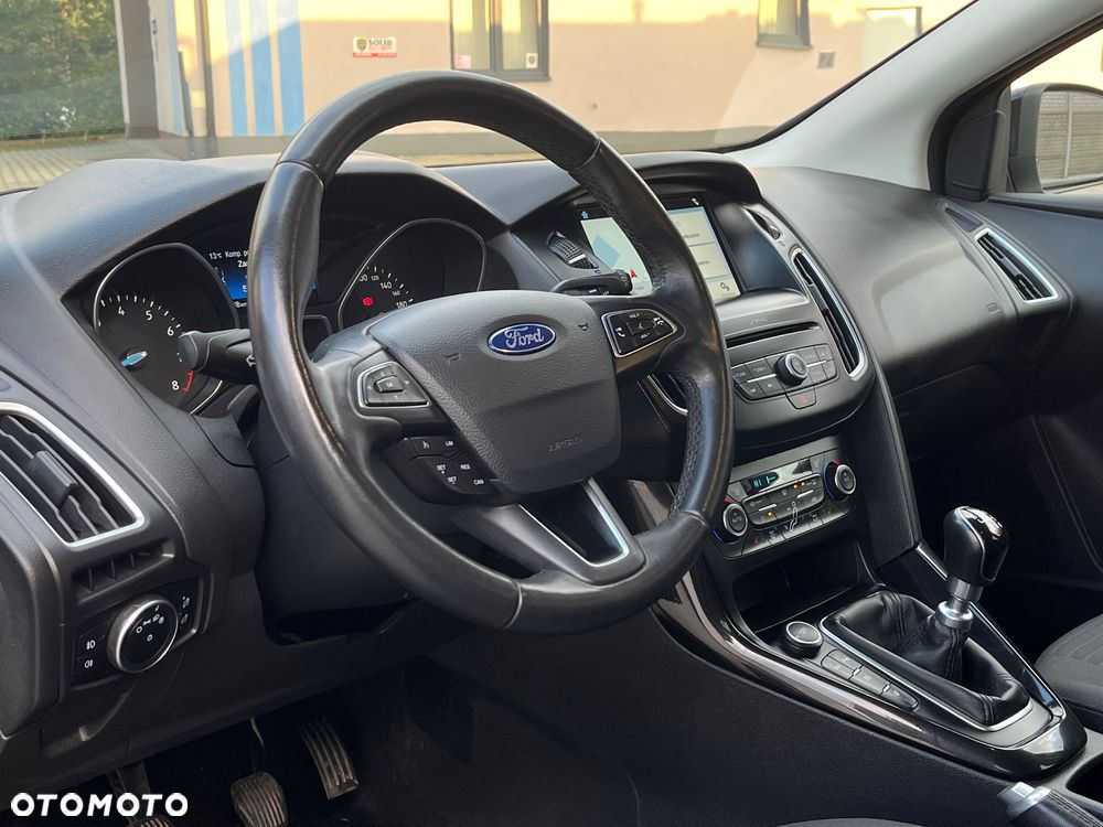 Ford Focus 1.0 EcoBoost Titanium - 13