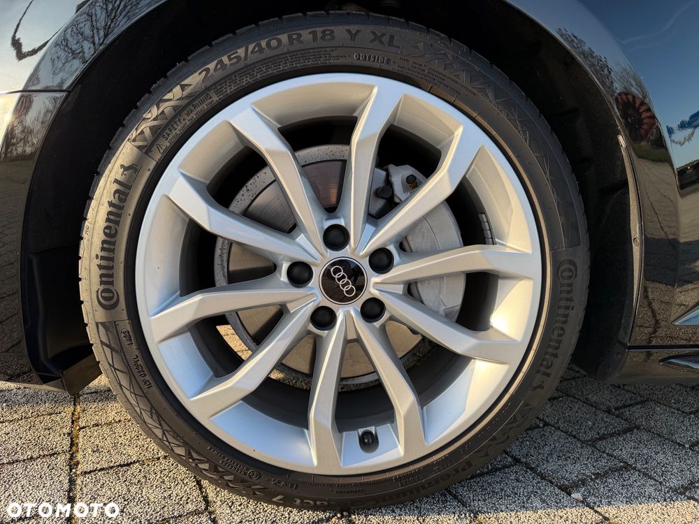 Audi A4 Avant 40 TDI quattro S tronic S line - 12