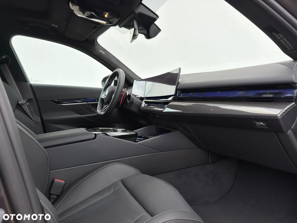 BMW M5 - 12
