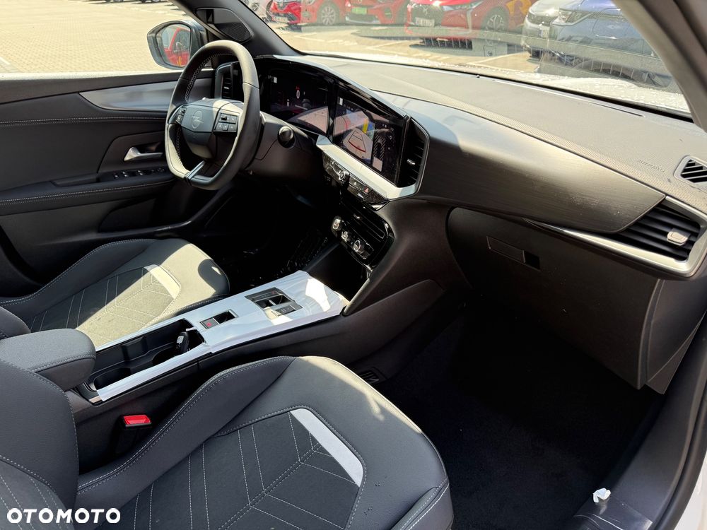 Opel Mokka 1.2 T mHEV GS S&S eDTC6 - 11
